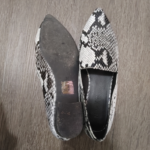 Snakeskin pattern loafers - Picture 2 of 2